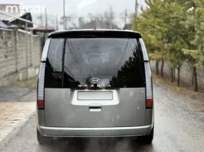 фото Hyundai Staria 2023 года с пробегом за 23000000 тенге в undefined - фото 3