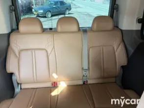 фото Hyundai Staria 2023 года с пробегом за 23000000 тенге в undefined - фото 2