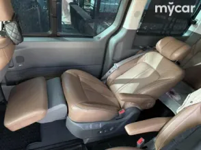 фото Hyundai Staria 2023 года с пробегом за 23000000 тенге в undefined - фото 2