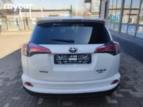фото Toyota RAV4 2018 года с пробегом за 10900000 тенге в undefined - фото 3