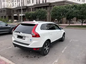 фото Volvo XC60 2010 года с пробегом за 9000000 тенге в undefined - фото 2