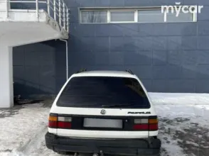 фото Volkswagen Passat 1989 года с пробегом за 1500000 тенге в undefined - фото 4