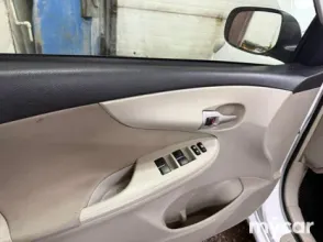 фото Toyota Corolla 2013 года с пробегом за 6800000 тенге в undefined - фото 2