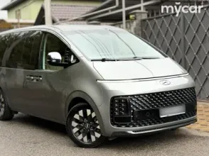 фото Hyundai Staria 2023 года с пробегом за 23000000 тенге в undefined - фото 3