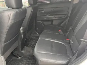 фото Mitsubishi Outlander 2015 года с пробегом за 9500000 тенге в undefined - фото 3