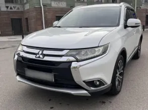 фото Mitsubishi Outlander 2015 года с пробегом за 9500000 тенге в undefined - фото 2