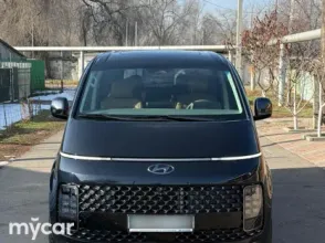фото Hyundai Staria 2021 года с пробегом за 21800000 тенге в undefined - фото 1