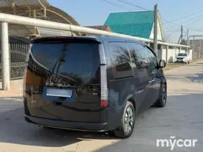 фото Hyundai Staria 2021 года с пробегом за 21800000 тенге в undefined - фото 3