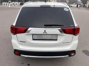 фото Mitsubishi Outlander 2015 года с пробегом за 9500000 тенге в undefined - фото 3