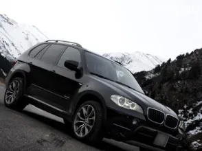 фото BMW X5 2013 года с пробегом за 13000000 тенге в undefined - фото 1