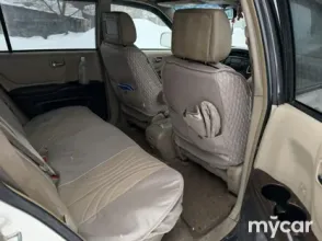 фото Toyota Highlander 2002 года с пробегом за 7200000 тенге в undefined - фото 3