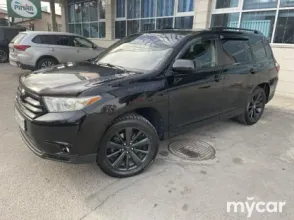фото Toyota Highlander 2011 года с пробегом за 10700000 тенге в undefined - фото 2