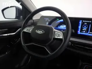 фото JAC JS6 2023 года с пробегом за 8090000 тенге в undefined - фото 2