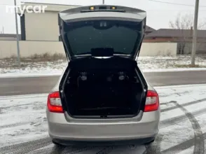 фото Skoda Rapid 2014 года с пробегом за 4300000 тенге в undefined - фото 3
