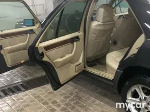 фото Mercedes-Benz E-Класс 1991 года с пробегом за 2000000 тенге в undefined - фото 4