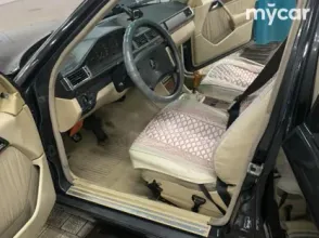 фото Mercedes-Benz E-Класс 1991 года с пробегом за 2000000 тенге в undefined - фото 4