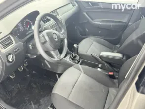 фото Skoda Rapid 2014 года с пробегом за 4300000 тенге в undefined - фото 3