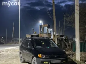 фото Toyota Ipsum 1998 года с пробегом за 3000000 тенге в undefined - фото 1