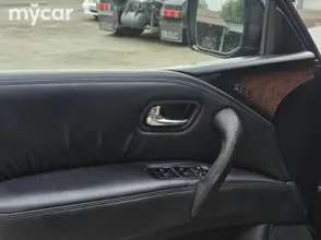 фото Infiniti QX56 2013 года с пробегом за 12000000 тенге в undefined - фото 2