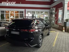 фото Toyota Highlander 2020 года с пробегом за 20000000 тенге в undefined - фото 3