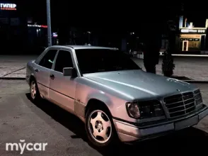 фото Mercedes-Benz E-Класс 1995 года с пробегом за 2150000 тенге в undefined - фото 3