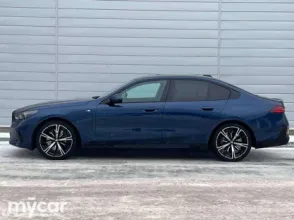 фото BMW 550E XDRIVE 2025 года с пробегом за 70100000 тенге в undefined - фото 2