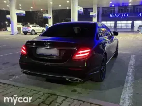 фото Mercedes-Benz E-Класс 2017 года с пробегом за 18500000 тенге в undefined - фото 2