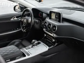 фото Kia Stinger 2017 года с пробегом за 12000000 тенге в undefined - фото 2