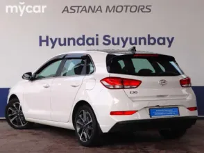 фото Hyundai i30 2023 года с пробегом за 8290000 тенге в undefined - фото 4