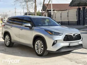 фото Toyota Highlander 2020 года с пробегом за 23800000 тенге в undefined - фото 2