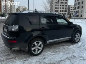фото Mitsubishi Outlander 2008 года с пробегом за 6500000 тенге в undefined - фото 4
