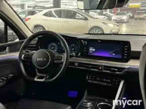 фото Kia K5 2022 года с пробегом за 12000000 тенге в undefined - фото 4