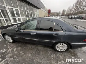 фото Mercedes-Benz C-Класс 2003 года с пробегом за 2600000 тенге в undefined - фото 4
