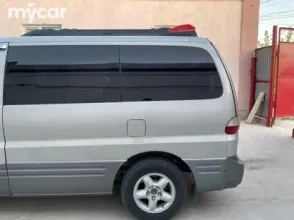 фото Hyundai H-1 2007 года с пробегом за 4200000 тенге в undefined - фото 3