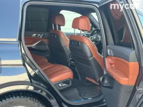 фото BMW X7 2022 года с пробегом за 46250000 тенге в undefined - фото 2