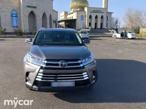 фото Toyota Highlander 2017 года с пробегом за 14500000 тенге в undefined - фото 1