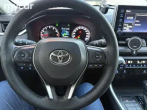 фото Toyota RAV4 2021 года с пробегом за 15200000 тенге в undefined - фото 4