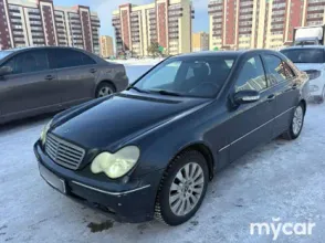 фото Mercedes-Benz C-Класс 2003 года с пробегом за 2600000 тенге в undefined - фото 3