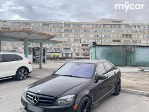 фото Mercedes-Benz C-Класс 2011 года с пробегом за 6000000 тенге в undefined - фото 4