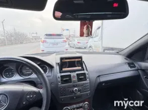 фото Mercedes-Benz C-Класс 2011 года с пробегом за 6000000 тенге в undefined - фото 3