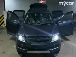 фото Chevrolet Captiva 2008 года с пробегом за 6000000 тенге в undefined - фото 3