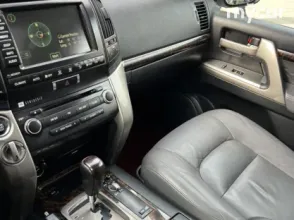 фото Toyota Land Cruiser 2008 года с пробегом за 16500000 тенге в undefined - фото 2