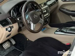 фото Mercedes-Benz GL-Класс 2015 года с пробегом за 15500000 тенге в undefined - фото 2