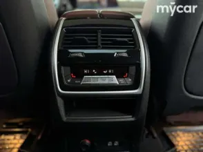 фото BMW X7 2021 года с пробегом за 44500000 тенге в undefined - фото 2