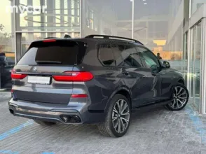 фото BMW X7 2021 года с пробегом за 44500000 тенге в undefined - фото 3