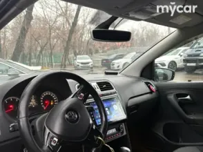 фото Volkswagen Polo 2016 года с пробегом за 5100000 тенге в undefined - фото 3