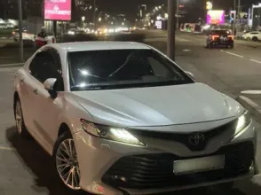фото Toyota Camry 2019 года с пробегом за 13200000 тенге в undefined - фото 1
