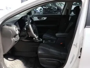 фото Kia Cerato 2023 года с пробегом за 10000000 тенге в undefined - фото 2