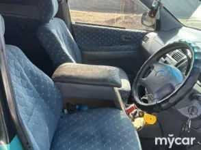 фото Toyota Ipsum 1997 года с пробегом за 2350000 тенге в undefined - фото 3