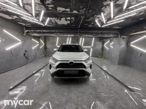 фото Toyota RAV4 2021 года с пробегом за 17000000 тенге в undefined - фото 3